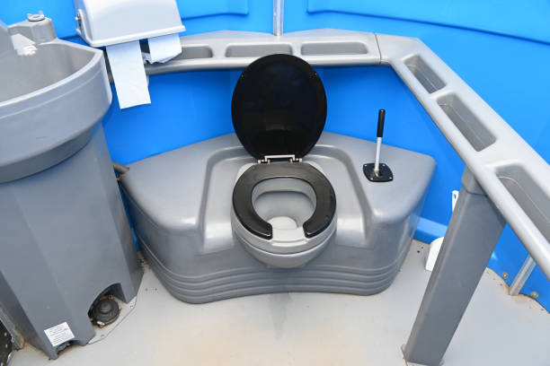 Portable Toilet Options We Offer in Highland Heights, OH