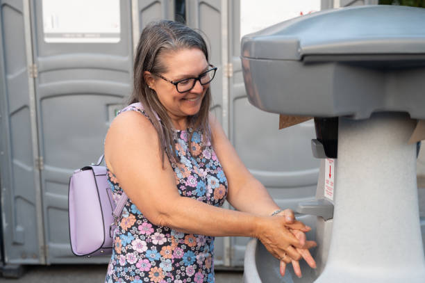Best Affordable porta potty rental  in Highland Heights, OH